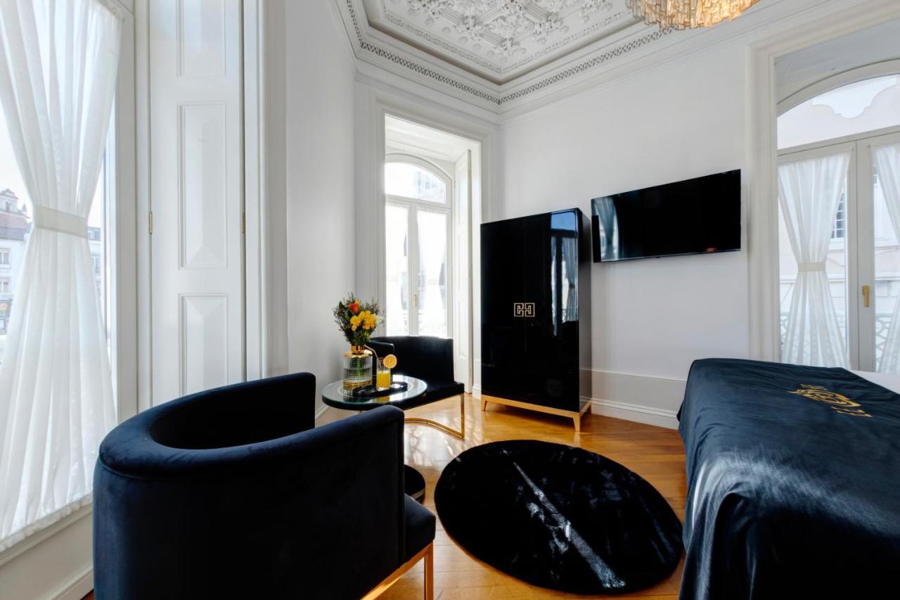 1877 Estrela Palace Aveiro Bagian luar foto A room at the hotel